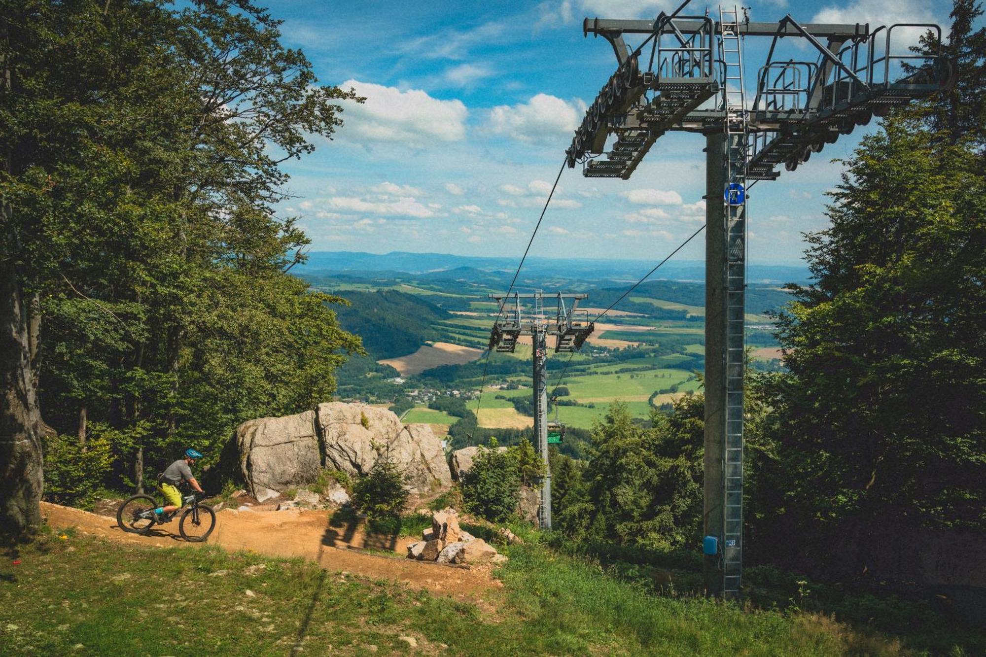 Mlynicka Zahrada Hotel Červená Voda Buitenkant foto